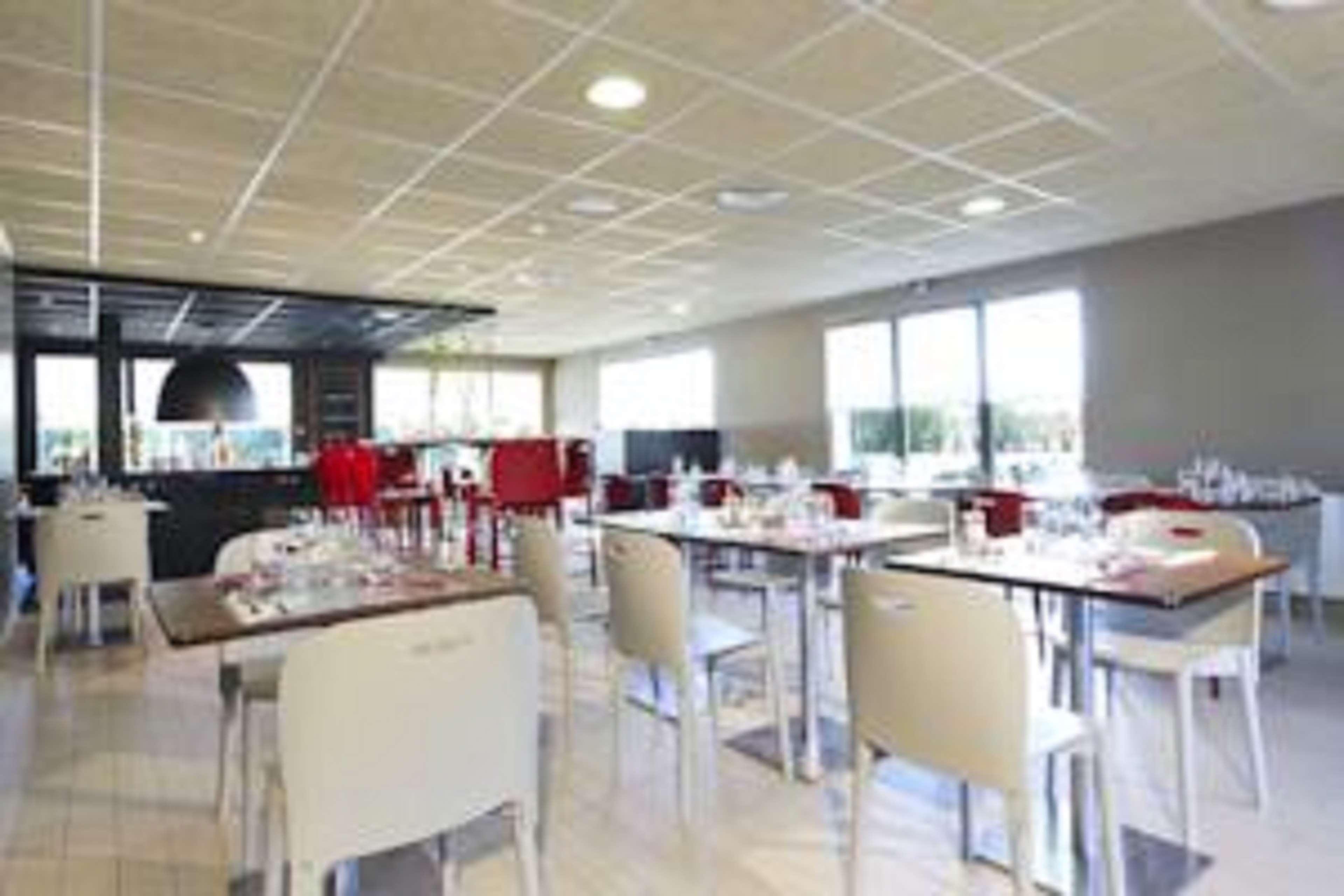 Campanile Montbeliard - Sochaux Exterior foto
